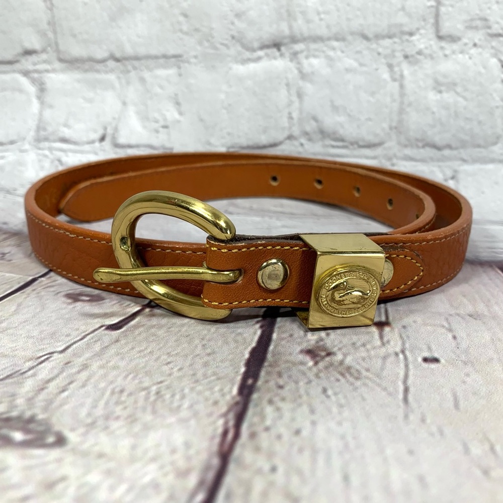 DOONEY & BOURKE Natural Gold Leather Logo Belt